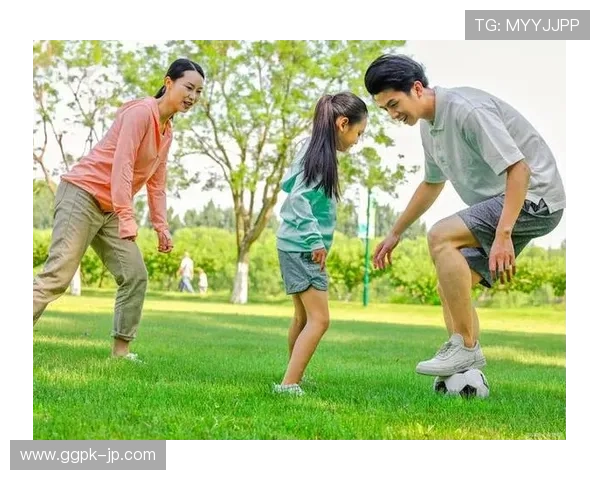 趣玩体育打造家庭运动新体验，增进亲子关系的最佳选择